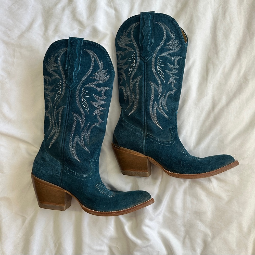 Idyllwind turquoise suede cowgirl boots